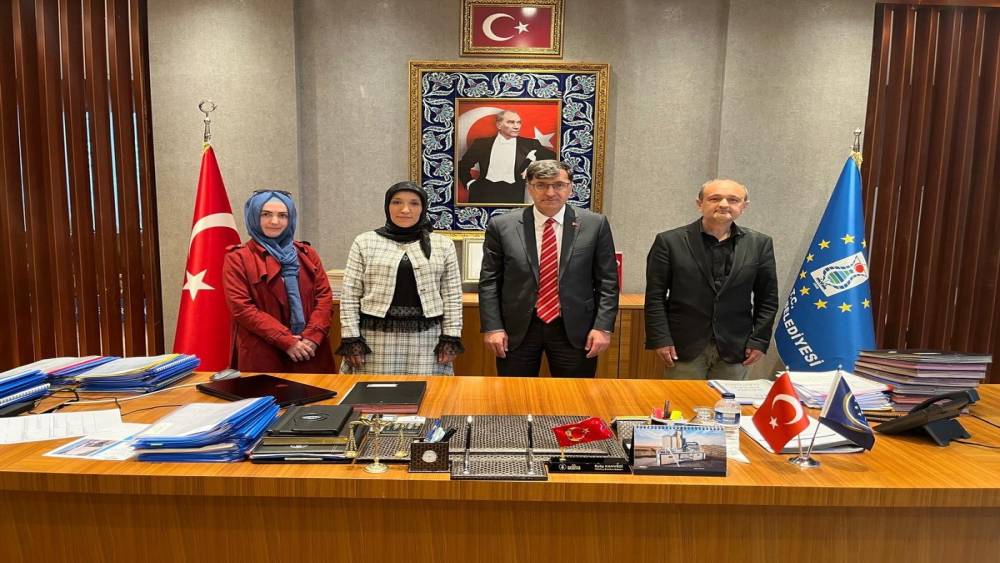 K&uuml;tahya&rsquo;da afetlere karşı Kamu-STK iş birliği g&uuml;&ccedil;leniyor
