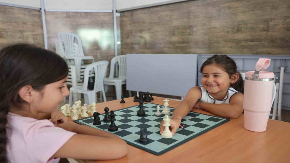 Marmaris&rsquo;te yaz kurslarında eğlence ve &ouml;ğrenme bir arada
