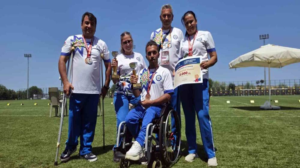 Muğla B&uuml;y&uuml;kşehir sporcuları Samsun&rsquo;dan madalyalar ile d&ouml;nd&uuml;
