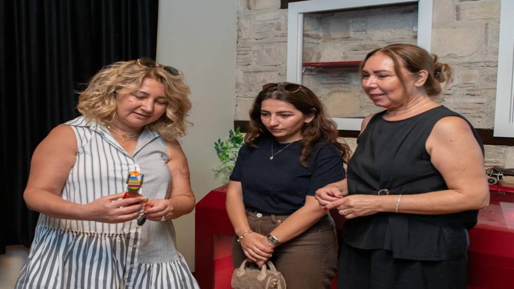 Kuşadası&rsquo;nda hatıralar oyuncak m&uuml;zesinde canlanacak
