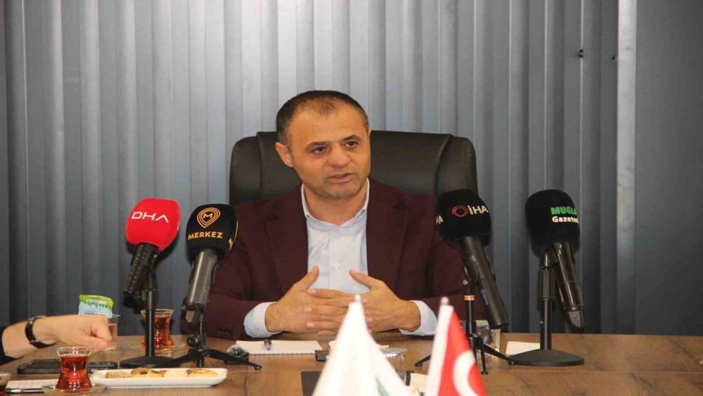 Muğlaspor Kul&uuml;b&uuml; Başkanı Kıyan&ccedil;&rsquo;tan Vali Akbıyık ve başkanlara teşekk&uuml;r mesajı
