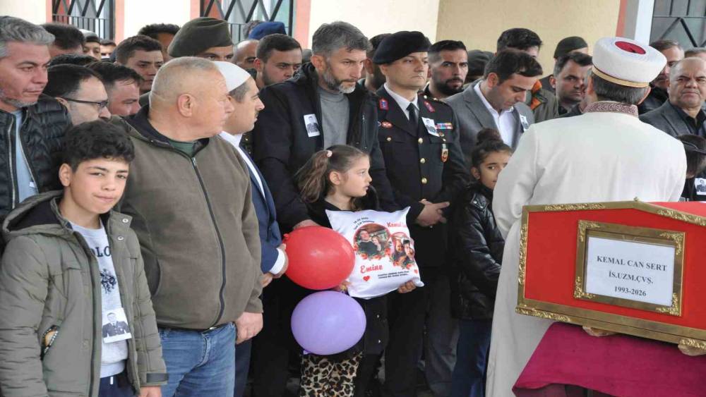 Kaza kurbanı Manisalı Uzman &Ccedil;avuş&rsquo;a acı veda
