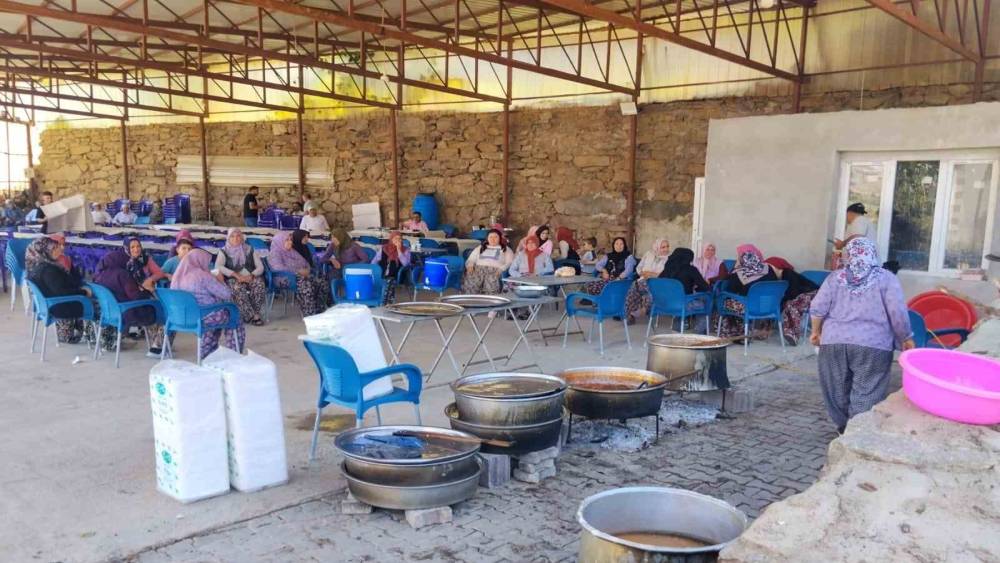 Kuraklığa karşı tek y&uuml;rek oldular
