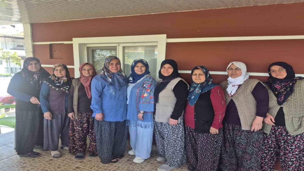 Yunusemre&rsquo;de 70 kadına &uuml;cretsiz bakım
