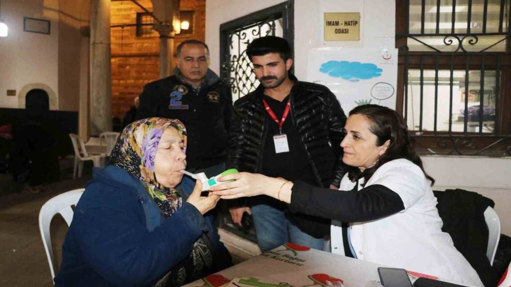 İzmir&rsquo;de &rsquo;Ramazanda Sağlık Programı&rsquo; etkinlikleri başladı
