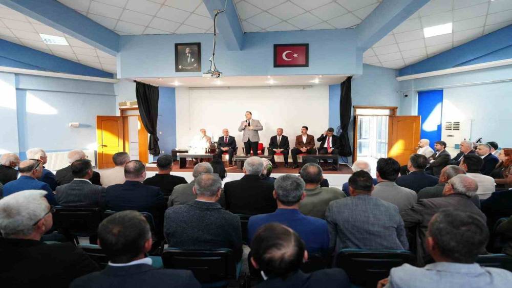 B&uuml;y&uuml;kşehir Belediye Başkanı Dutlulu, Salihli&rsquo;de muhtarlarla buluştu
