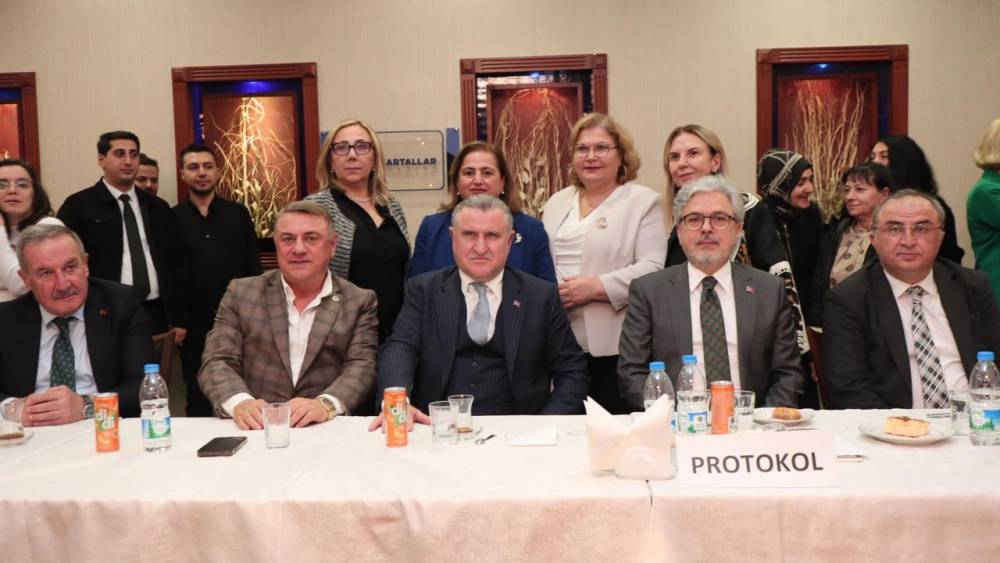 Ankara RİDEF, Başkent&rsquo;te Rizeli &ouml;ğretmeleri buluşturdu