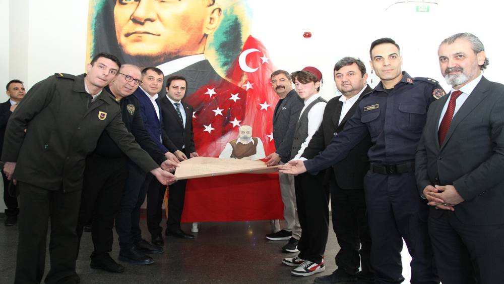 Kula&rsquo;daki anma programı duygu dolu anlar yaşattı
