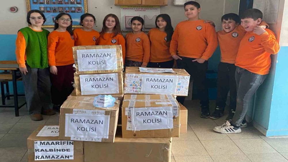 Baş&ccedil;ayır&rsquo;da minik y&uuml;reklerden Ramazan kolisi
