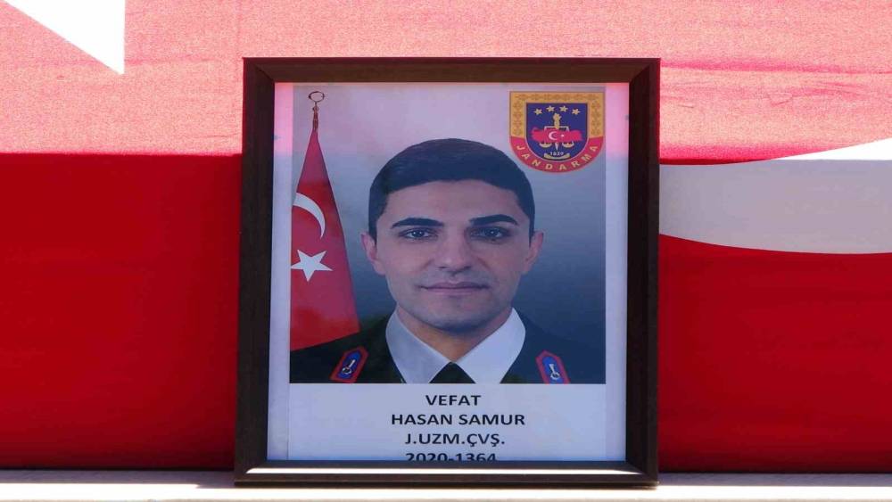 Kazada hayatını kaybeden uzman &ccedil;avuş son yolculuğuna memleketi Uşak&rsquo;ta uğurlandı

