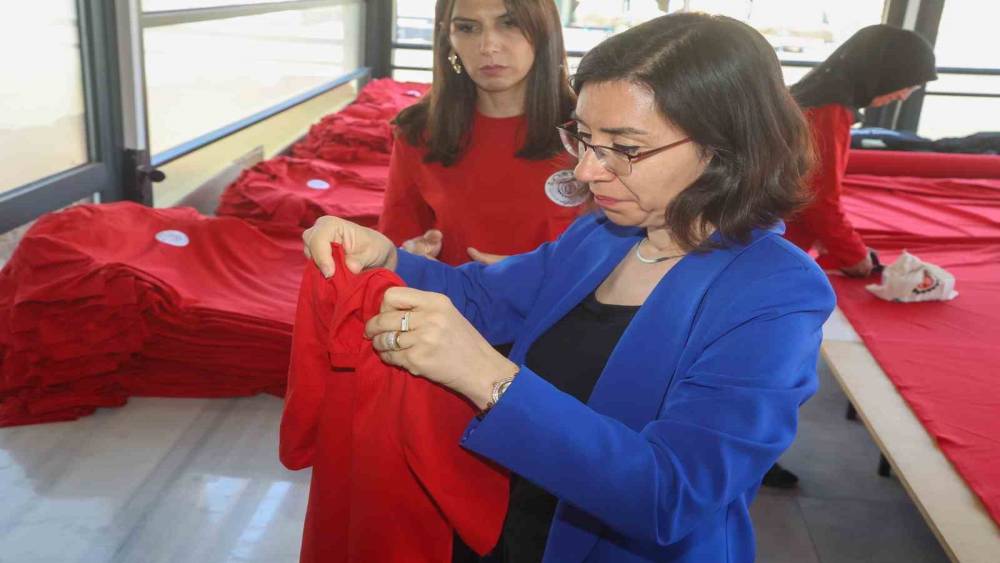 Uşak Belediyesi kentin ihtiya&ccedil;larını &ouml;z kaynaklarıyla &uuml;retiyor
