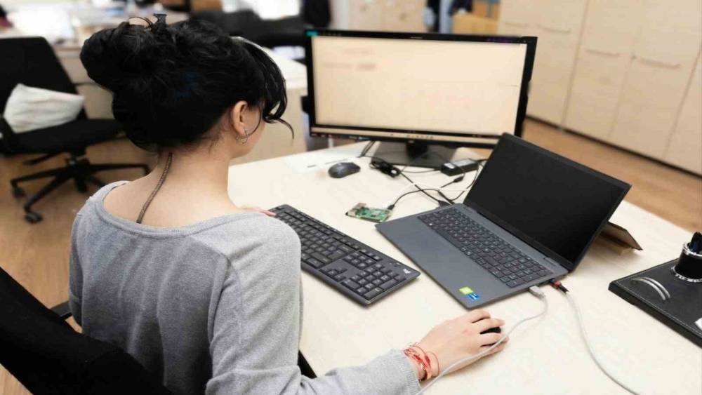 &lsquo;Masa başı&rsquo; hastalığını teknoloji yakalayacak
