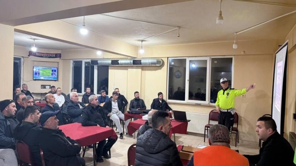 Tavşanlı&rsquo;da trafik bilgilendirme faaliyetleri ger&ccedil;ekleştirildi
