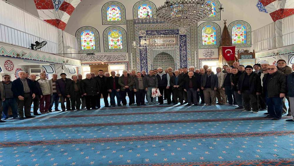 Buldan Ak&ccedil;alar Camisinde mukabele geleneği hatim duasıyla ta&ccedil;landı
