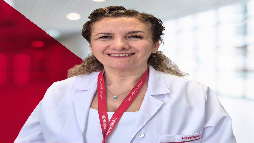 Uzmanından yaz tatili &ouml;ncesi ebeveynlere uyarı: "&Ccedil;ocuklar diş kontrol&uuml;n&uuml; ihmal etmesin"
