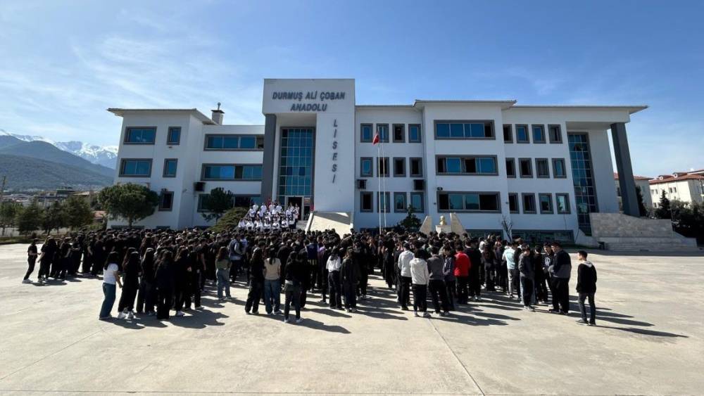 Durmuş Ali &Ccedil;oban Anadolu Lisesi Ersmus i&ccedil;in 40 okul arasında
