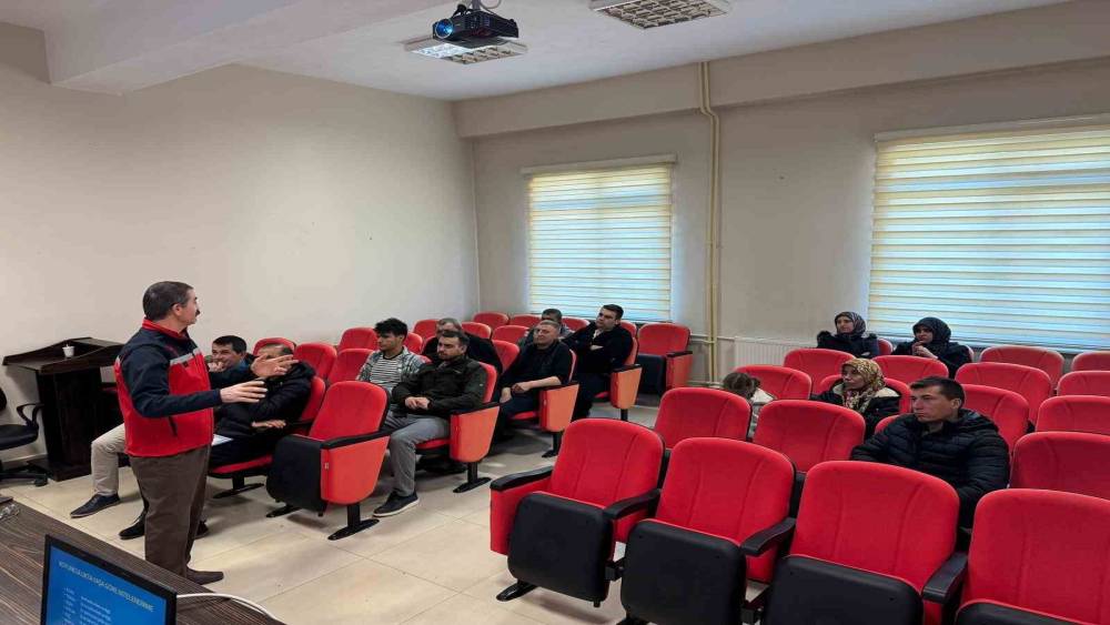 Dumlupınar&rsquo;da S&uuml;r&uuml; Y&ouml;netimi Elemanı kursu a&ccedil;ıldı
