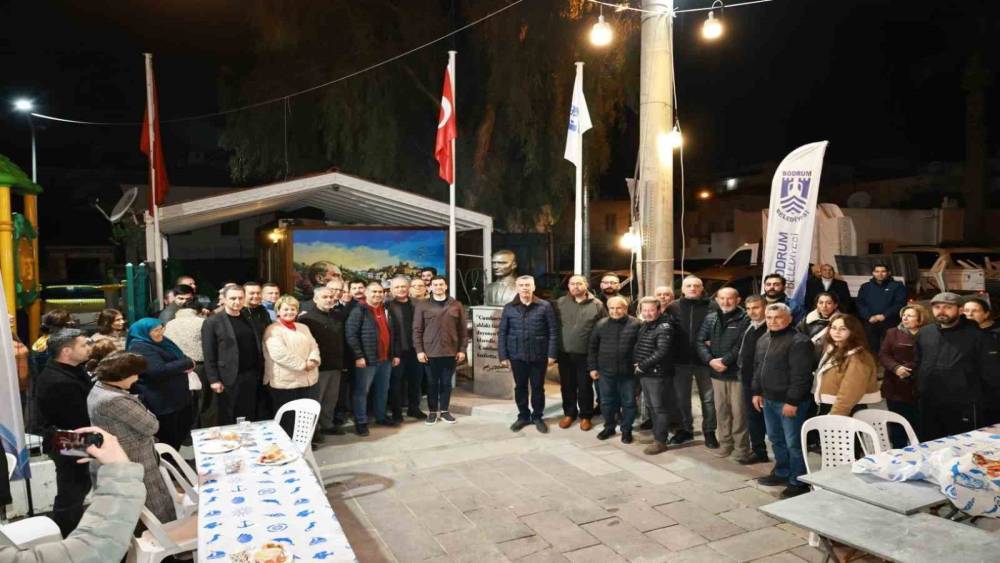 Bodrum&rsquo;da 40 yıllık gelenek s&uuml;r&uuml;yor
