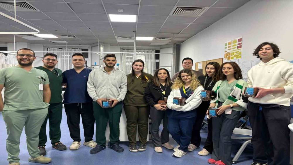 Yunusemre&rsquo;de n&ouml;bet&ccedil;i doktorlar unutulmadı
