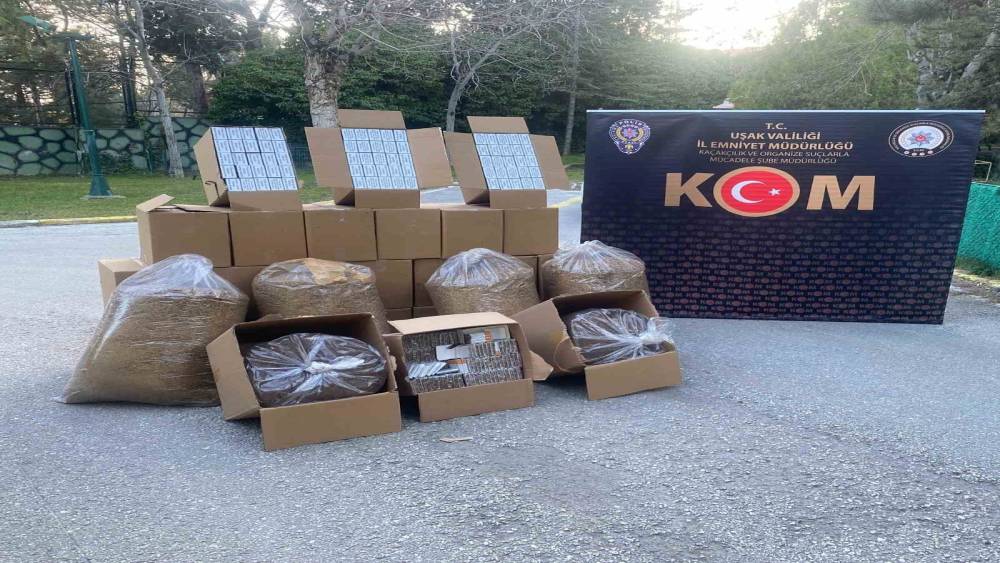 Uşak&rsquo;ta &ccedil;ok sayıda ka&ccedil;ak makaron ve t&uuml;t&uuml;n ele ge&ccedil;irildi
