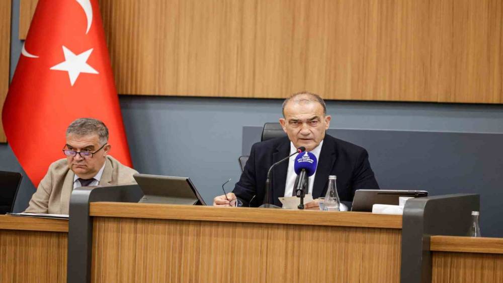 Uzundere iddialarına karşı hukuki a&ccedil;ıklama: "Belediyemizin kaybettiği kira davası yok"
