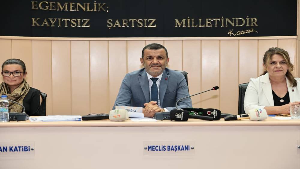 Denizli B&uuml;y&uuml;kşehir Meclisi&rsquo;nden &ouml;ğrenci ve ailelere &uuml;&ccedil;l&uuml; destek paketi
