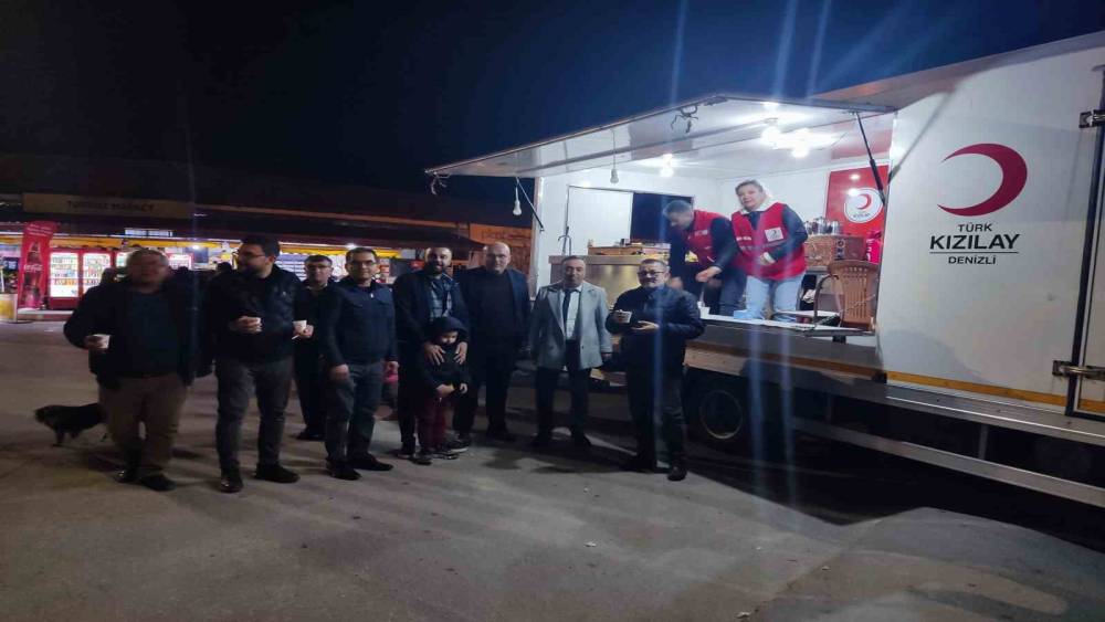 Kızılay&rsquo;dan  anlamlı ziyaret
