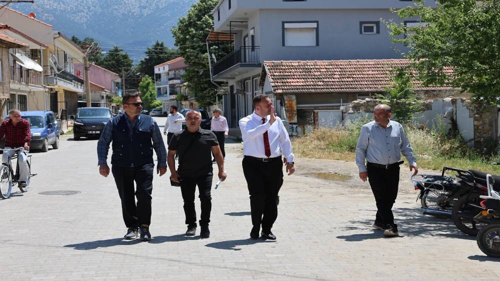 &Ccedil;ivril&rsquo;de ulaşımı konforlu hale getirmek i&ccedil;in &ccedil;alışmalar devam ediyor
