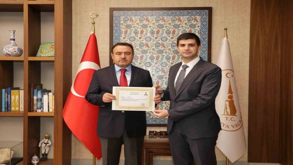 Vali Işın&rsquo;dan Kaymakam Teltik&rsquo;e başarı belgesi
