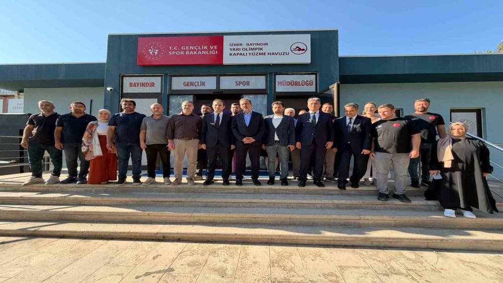 Milletvekili Kasapoğlu, Bayındır&rsquo;da esnaf, &ccedil;ift&ccedil;i ve gen&ccedil;lerle buluştu
