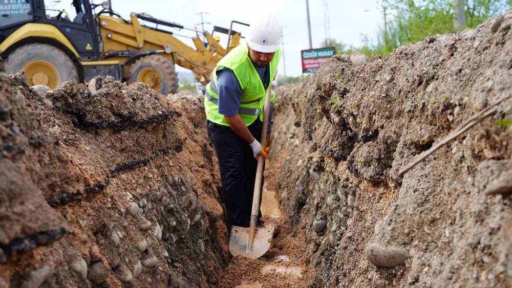 Ortaca&rsquo;da 4 bin 250 metre i&ccedil;me suyu hattı yenilendi
