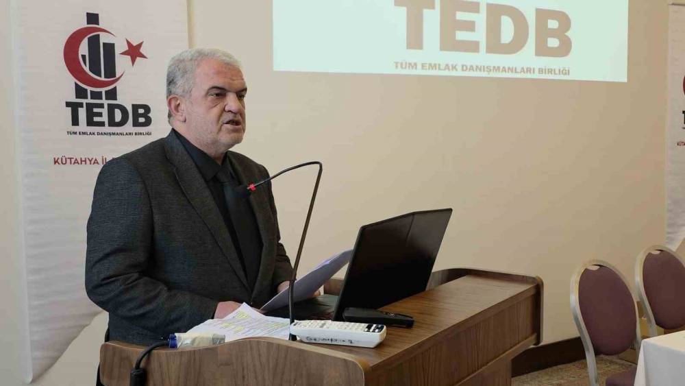 K&uuml;tahya&rsquo;da emlak sekt&ouml;r&uuml;n&uuml;n yıllık hacmi 55 milyar TL&rsquo;ye ulaştı
