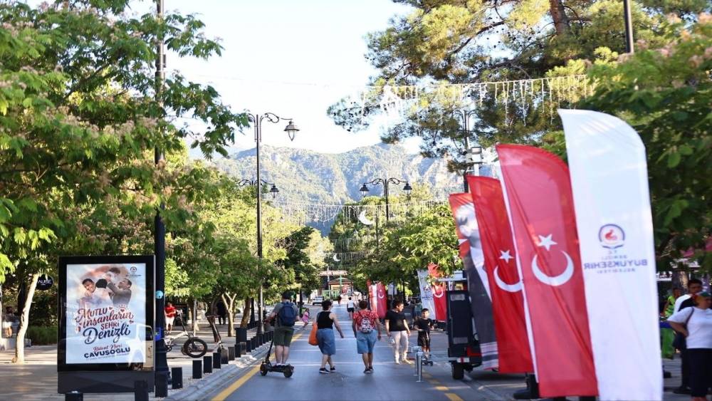 Denizlilerden bulvardaki etkinliklere yoğun ilgi

