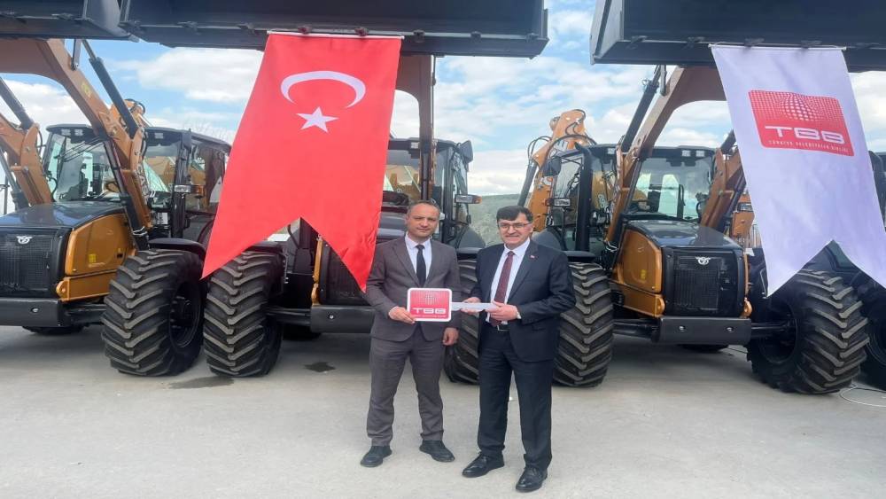K&uuml;tahya Belediyesi&rsquo;ne TBB&rsquo;den ara&ccedil; desteği
