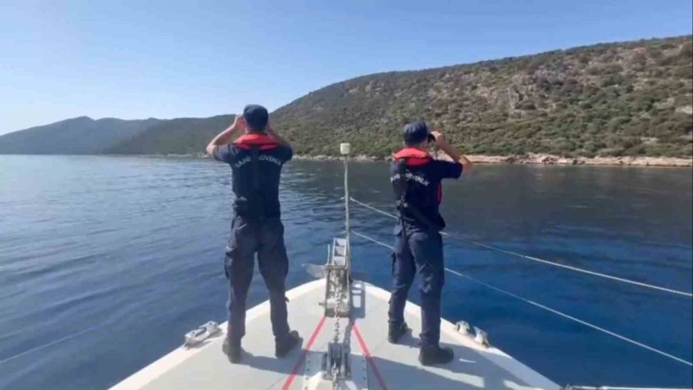 Sahil G&uuml;venlik ekipleri &lsquo;Mavi&rsquo; ve &lsquo;Yeşil&rsquo; vatan n&ouml;betinde
