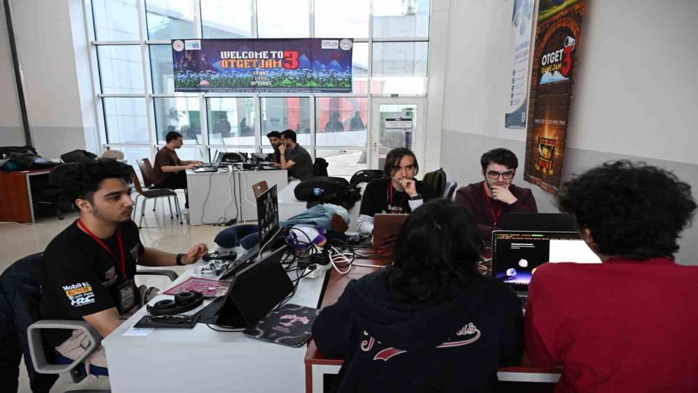 MASKİ&rsquo;den gen&ccedil; yazılımcılara teknoloji &ccedil;ağrısı
