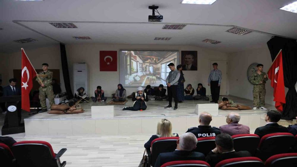 &Ccedil;ameli&rsquo;nde Kut&rsquo;&uuml;l Amare Zaferi coşkuyla anıldı
