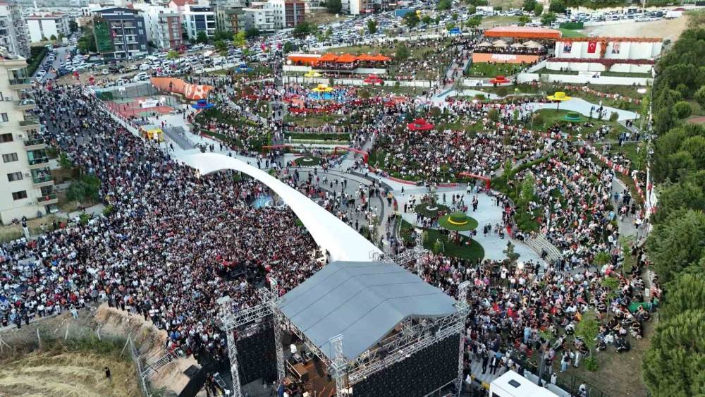 Kent G&ouml;z&uuml;, Menemen&rsquo;de yeni buluşma adresi oldu
