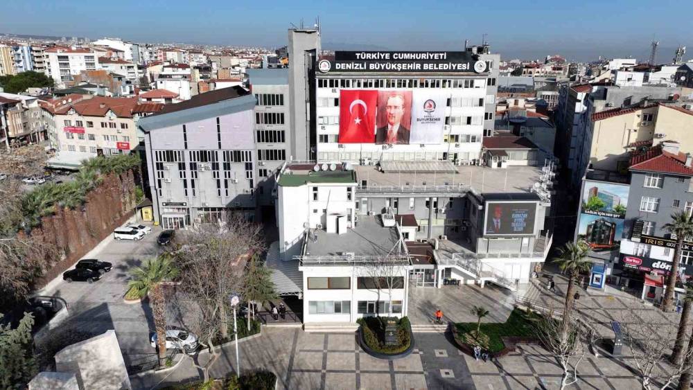 Denizli&rsquo;de emekli destekleri hesaplara yattı
