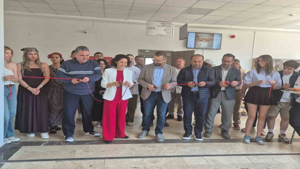 &Uuml;niversite &ouml;ğrencilerinden "Anadolu Halk K&uuml;lt&uuml;r&uuml;nde Rit&uuml;eller" sergisi
