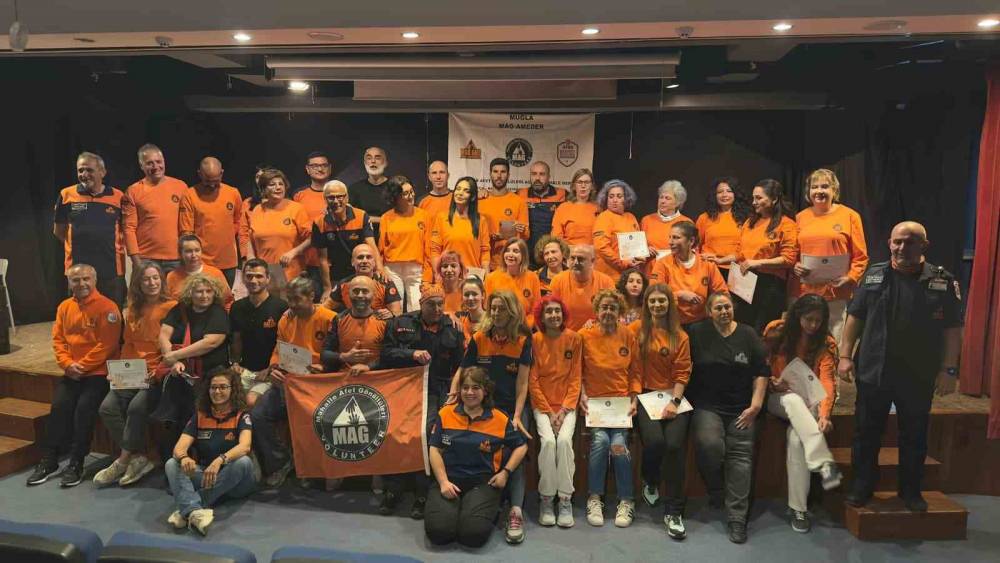 Dat&ccedil;a&rsquo;da 8. D&ouml;nem Mahalle Afet G&ouml;n&uuml;ll&uuml;leri Yemin T&ouml;reni d&uuml;zenlendi
