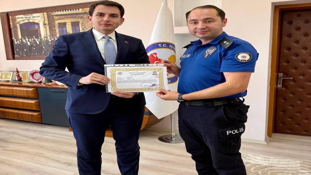 Hisarcık&rsquo;ta emniyet personeline Başarı Belgesi
