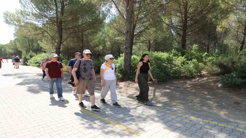 Yaş alan b&uuml;y&uuml;kler hayata hareketle bağlanıyor

