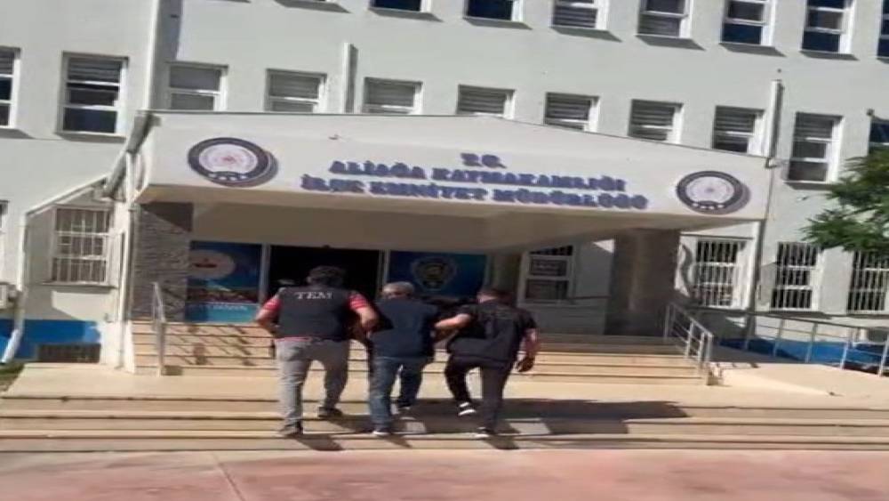 Aliağa&rsquo;da 9 yıl 10 ay hapis cezası bulunan şahıs yakalandı

