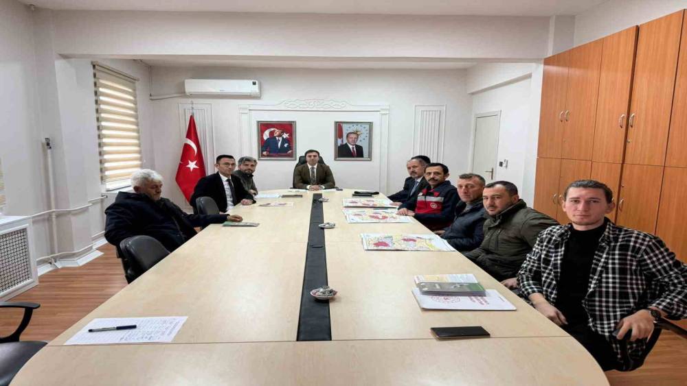 &Ccedil;avdarhisar&rsquo;da il&ccedil;e Av Komisyonu toplantısı yapıldı
