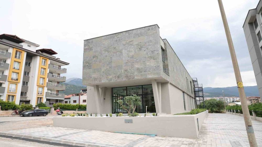 Faik Kaplan K&uuml;t&uuml;phanesi ve Kitap Kafe &ccedil;ok yakında hizmete a&ccedil;ılıyor
